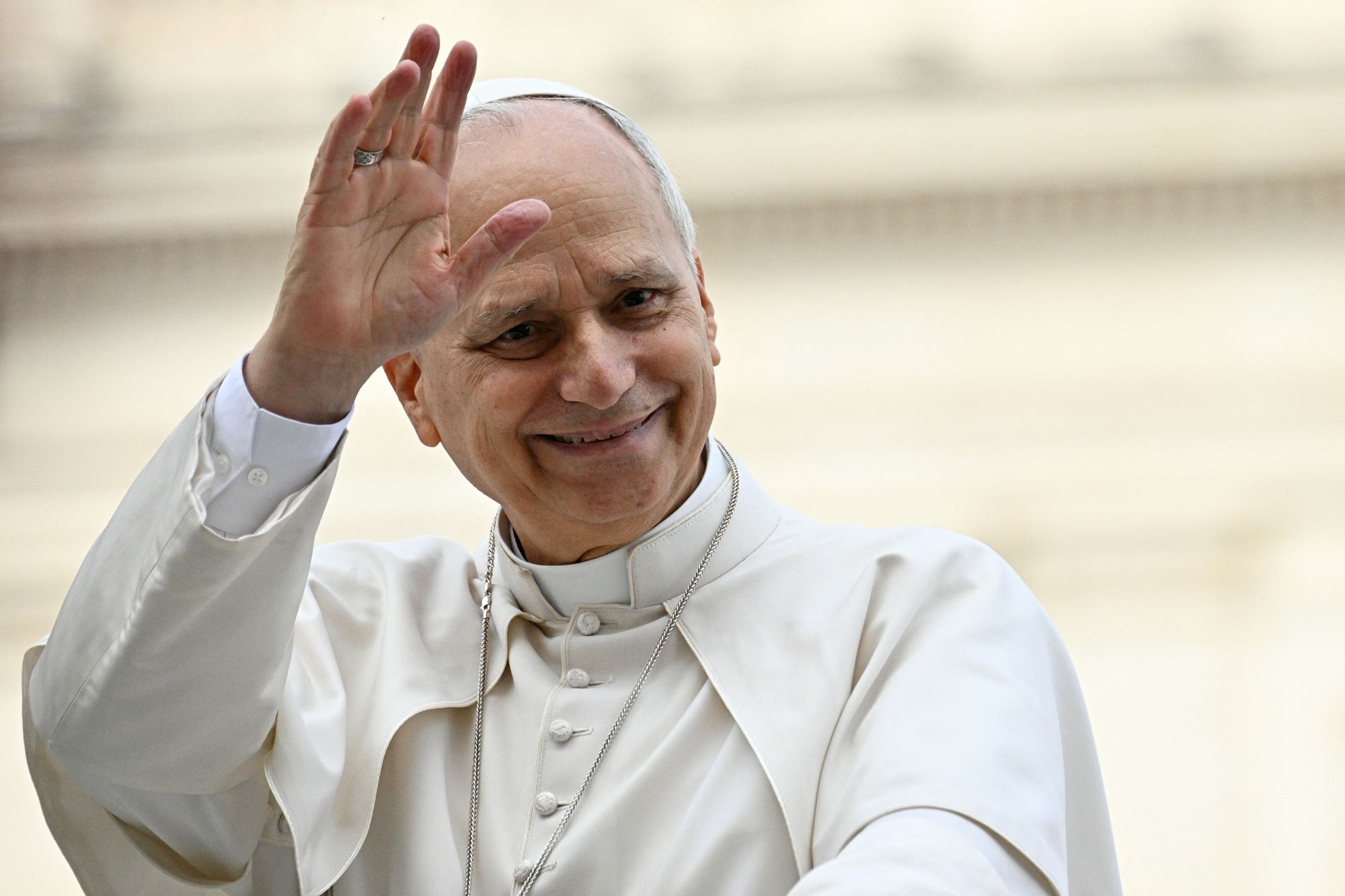 La liberación se produce dos semanas después de que el Secretario de Estado, Bruno Rodríguez, se reuniera con el Papa León en el Vaticano, mientras Cuba enfrenta una 